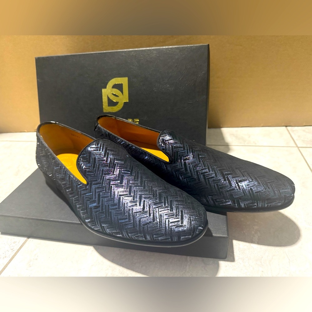 Men loafers, D’Amore brand, slightly used
100%made by authentic artisans
